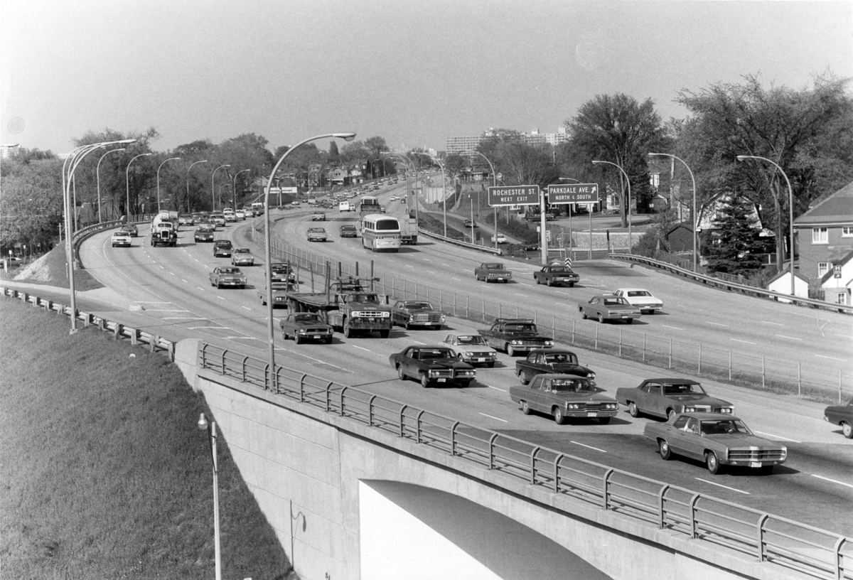 The Parkdale off-ramp (looking east) pictured here in 1971. Photo courtesy of the City of Ottawa archives (CA-24212)