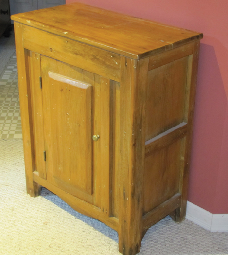 WEB-Collected-Treasure-cabinet