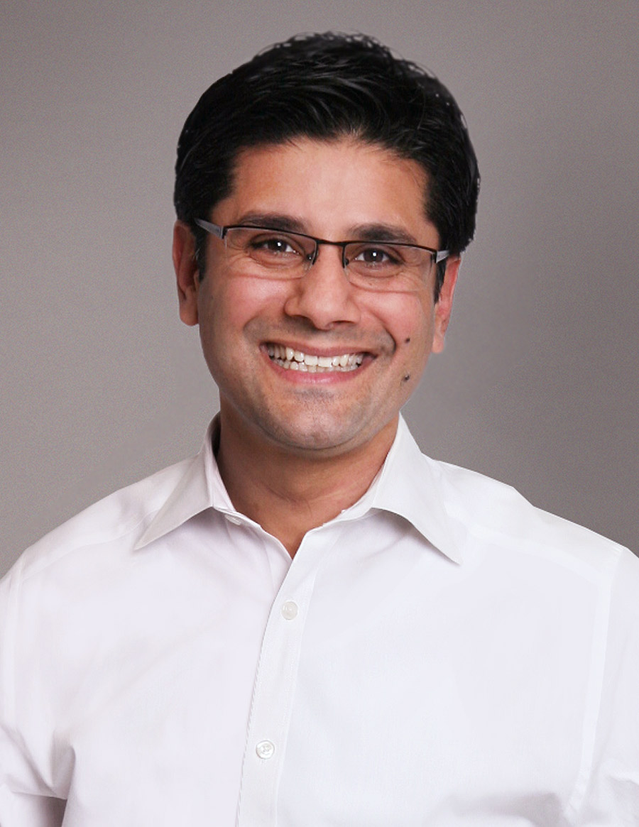 Yasir Naqvi