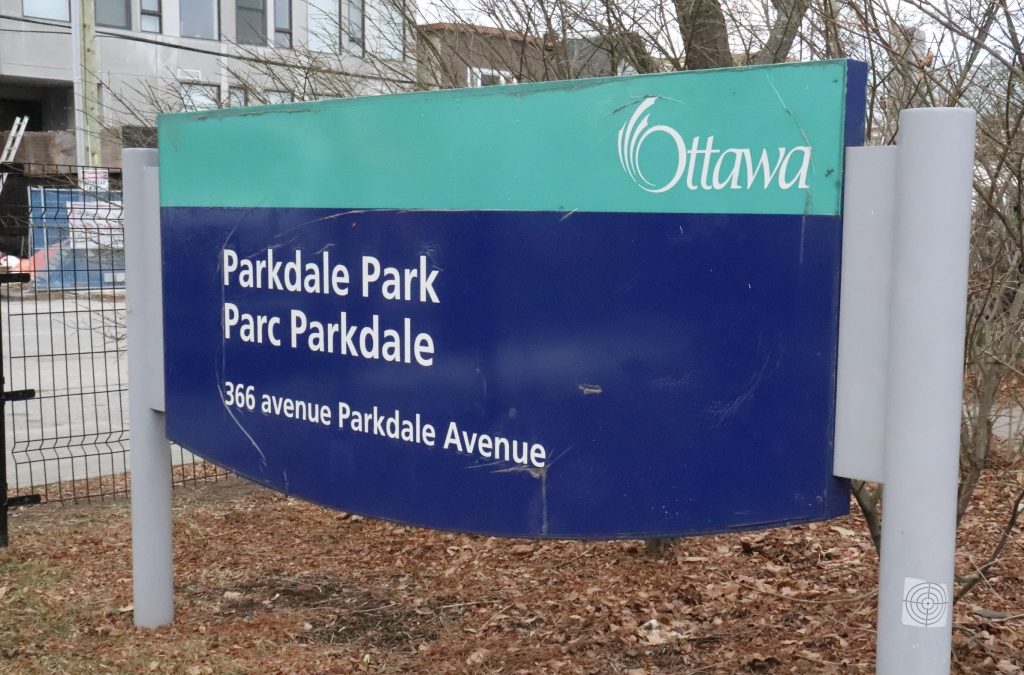 A sign at the entrance to Parkdale Park