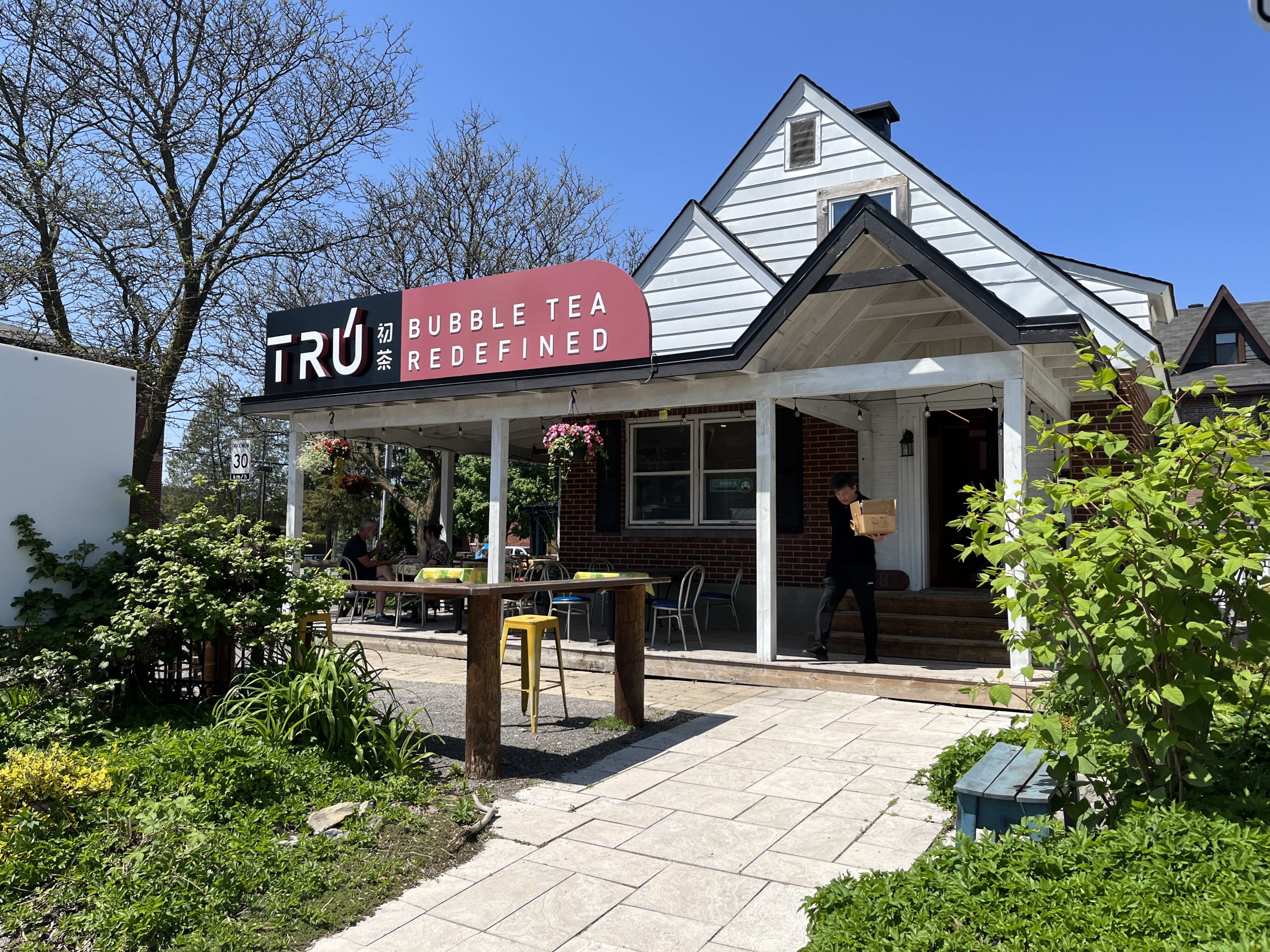 The exterior of Tru Tea on a nice spring day. 