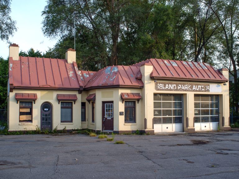 Heritage designation recommended for Island Park gas station