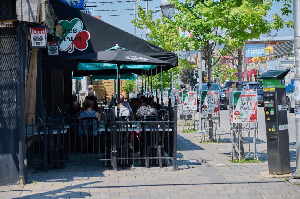 The exterior of Pub Italia.