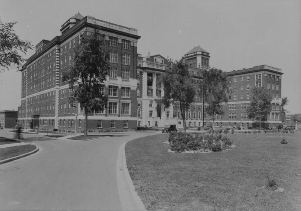 A black and white photo showing the exterior of the hospital after it was built.