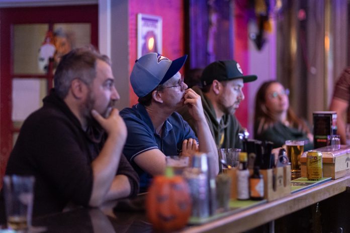 Ottawa, Ontario, Kitchissippi, Kitchissippi Times, Hintonburg, Civic Hopsital, Westboro, Little Italy, Blue Jays, Jays, Wellington, Pubblico, World Series, Baseball