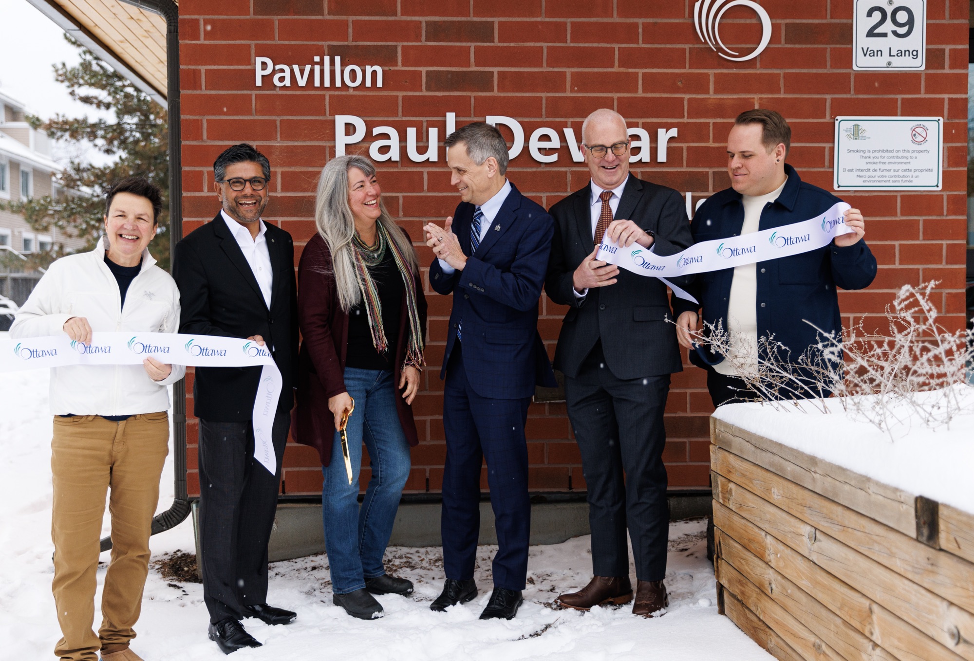 Field House named after former Ottawa Centre MP Paul Dewar 